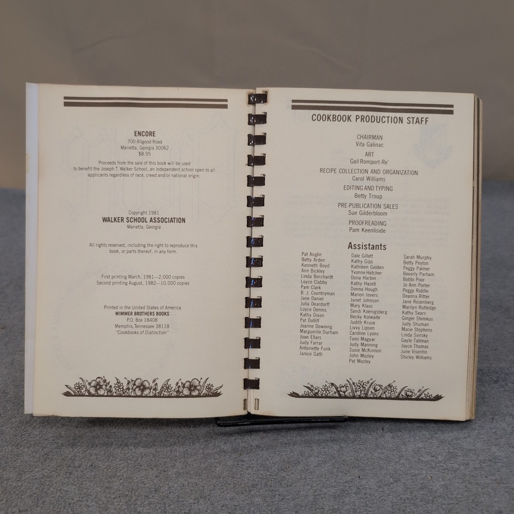 Encore Joseph T Walker School Marietta Georgia Community‎ Cookbook 1982 Spiral - Picture 3 of 3